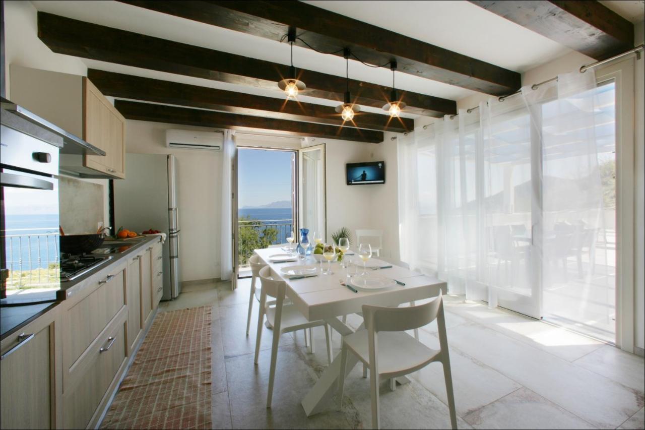 Villa Antonia - Vasca Idromassaggio Terrazza Vista Mare San Vito Lo Capo Luaran gambar