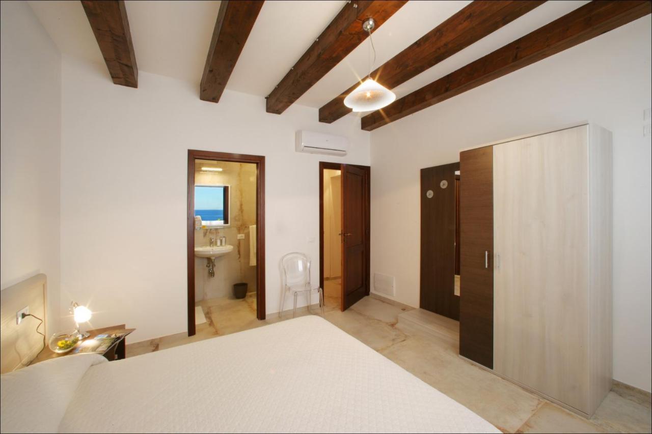 Villa Antonia - Vasca Idromassaggio Terrazza Vista Mare San Vito Lo Capo Luaran gambar