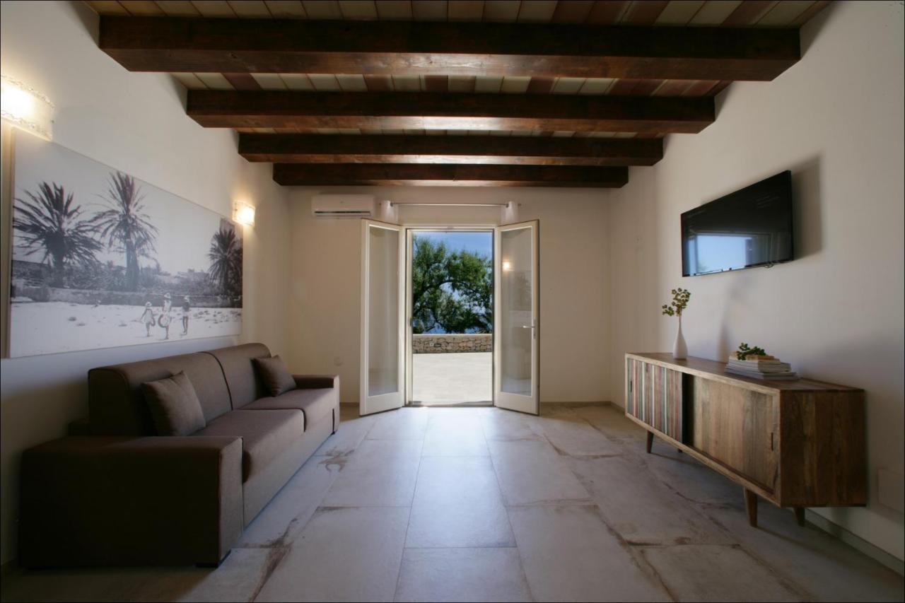 Villa Antonia - Vasca Idromassaggio Terrazza Vista Mare San Vito Lo Capo Luaran gambar