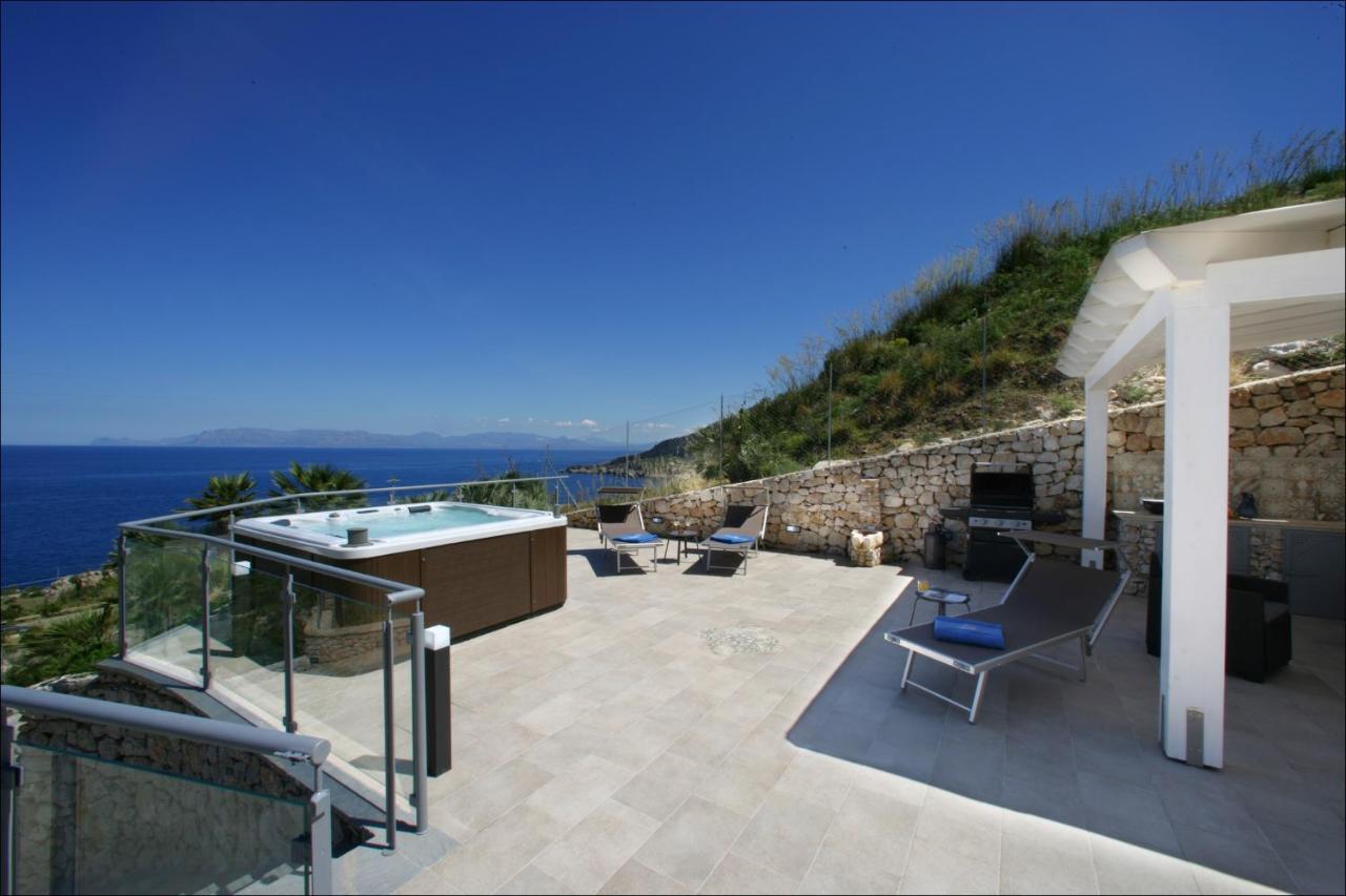 Villa Antonia - Vasca Idromassaggio Terrazza Vista Mare San Vito Lo Capo Luaran gambar