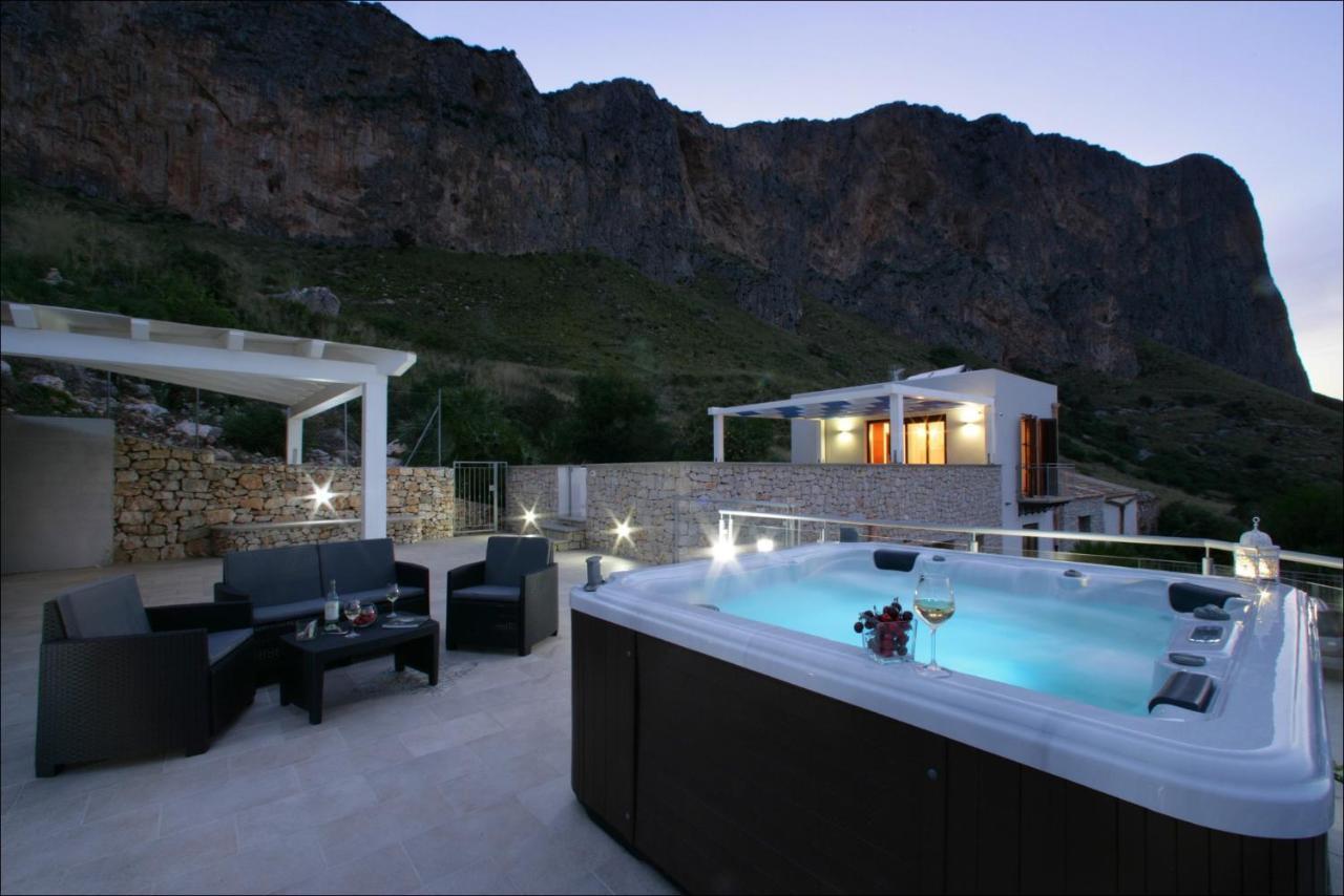 Villa Antonia - Vasca Idromassaggio Terrazza Vista Mare San Vito Lo Capo Luaran gambar