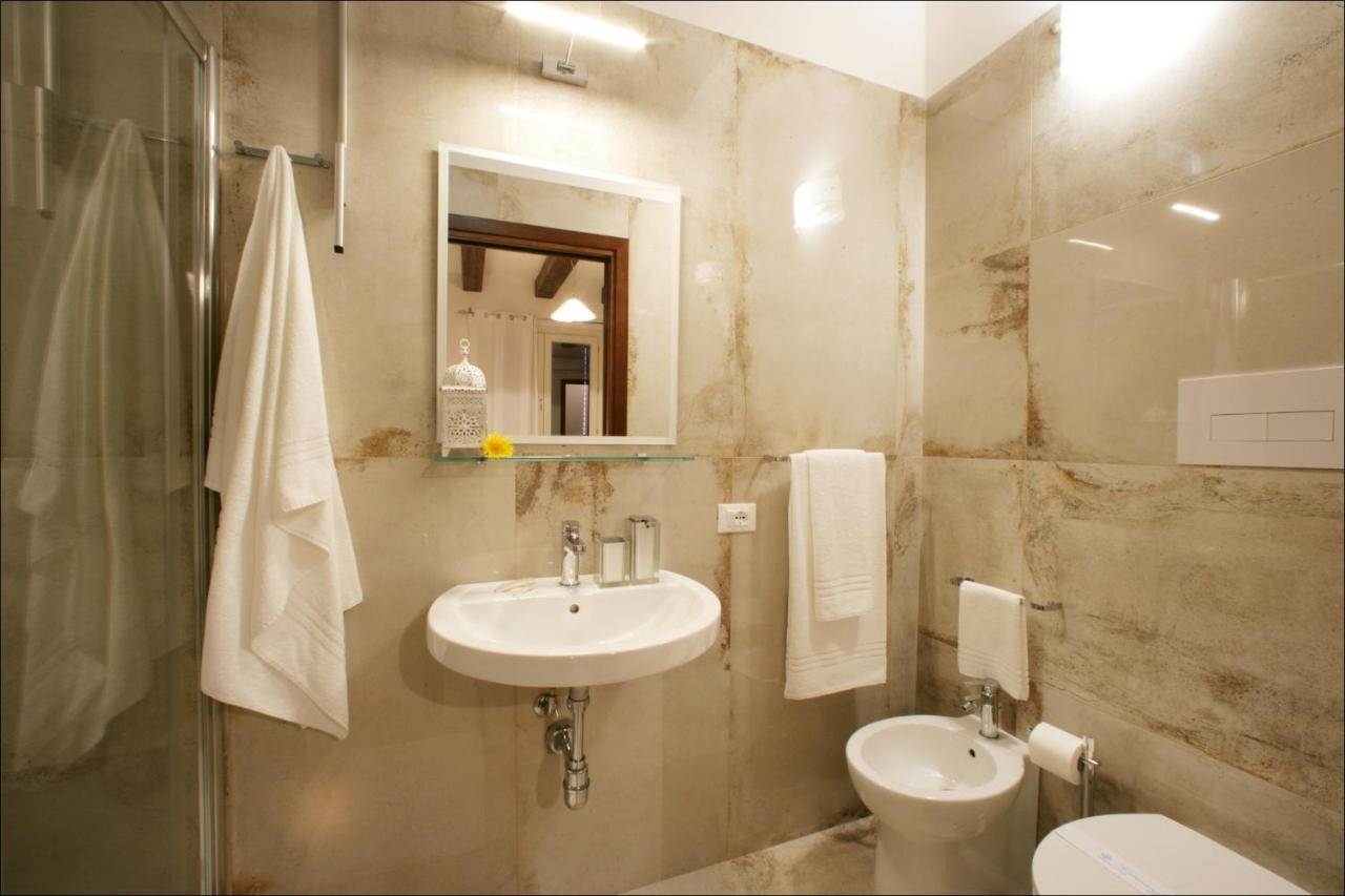 Villa Antonia - Vasca Idromassaggio Terrazza Vista Mare San Vito Lo Capo Luaran gambar