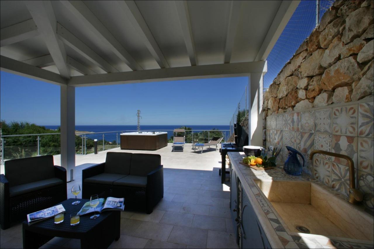 Villa Antonia - Vasca Idromassaggio Terrazza Vista Mare San Vito Lo Capo Luaran gambar