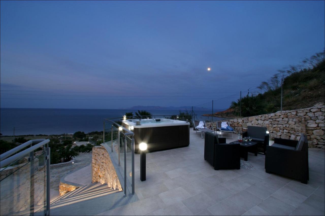 Villa Antonia - Vasca Idromassaggio Terrazza Vista Mare San Vito Lo Capo Luaran gambar
